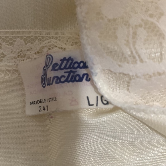 Vintage Cream Lace Satin Camisole Petticoat Junction Lingerie Top Festival - Picture 6 of 6